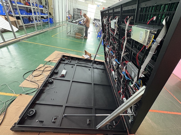 戶(hù)外前翻蓋箱體led顯示屏 戶(hù)外前翻蓋箱體led顯示屏